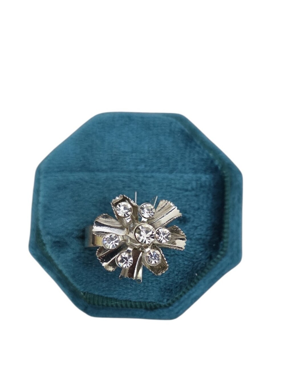 Vintage Size 8 Silver Toned Crystal Floral Adjustable Statement Ring